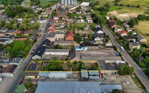 | Dom z dużą działką 1400 m² w centrum Kiszkowa |