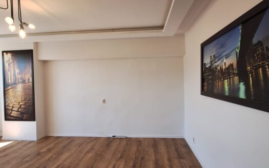 1 POKÓJ | 36,8 m² + PIWNICA 3,23 m² | BALKON