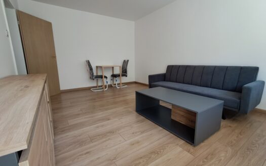 APARTMENT na Woli 42m2