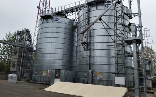 Sprzedam magazyn płaski z suszarnią i BIN 2×500 t