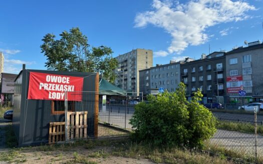 Plac 40 m² przy ul. Czerniakowskiej handel usługi