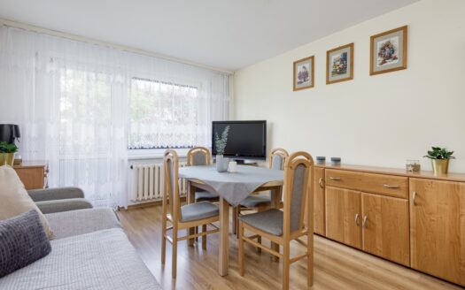 Przestronne z balkonem i widokiem na zieleń, 3pok
