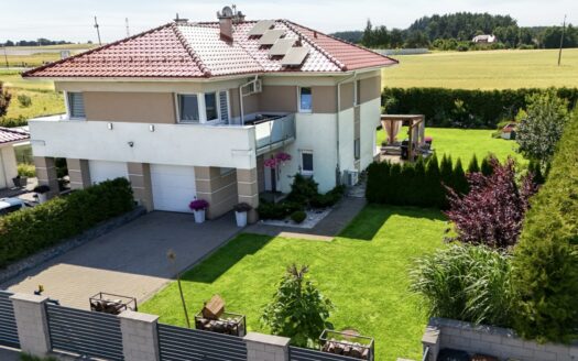 Kompletny dom z urokliwym ogrodem Miszewo