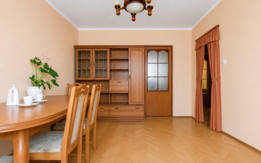 4 POKOJE 59M² LOGGIA DWUSTRONNE BLISKO CENTRUM