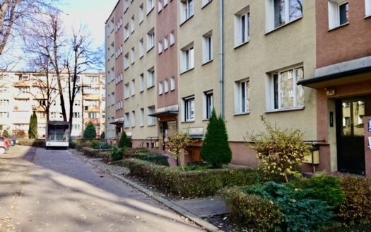 GARAŹ 44 m2 os. ALBERTYŃSKIE 26 MAGAZYN / WARSZTAT