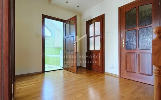 DOM JEDNORODZINNY– JASŁO, SOBNIÓW – 239 M²