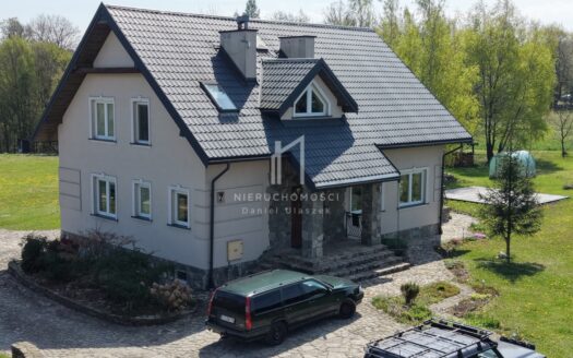 DOM JEDNORODZINNY– JASŁO, SOBNIÓW – 239 M²