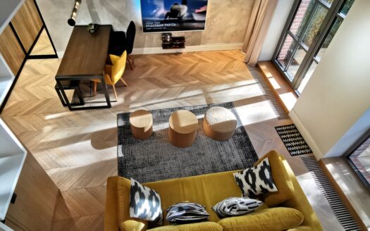 apartament z ogrodem w centrum miasta