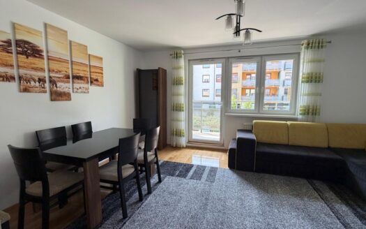 Mieszkanie 2-pok., osobna kuchnia, balkon