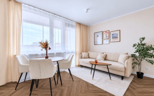 Bezpośrednio 4 pokoje po remoncie, duża loggia, KW