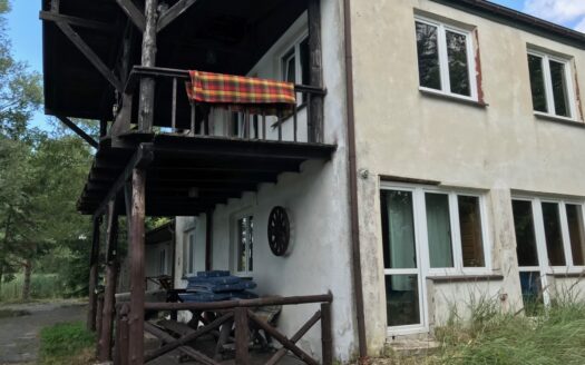 Działa z linią brzegową jez. Łaśmiady