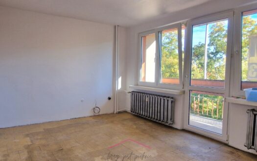 2 pokoje ✩ OSOBNA KUCHNIA ✩ balkon ✩ DO REMONTU